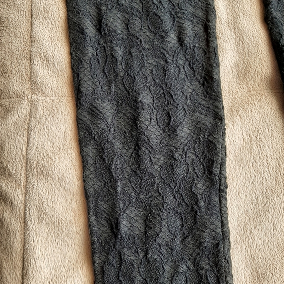 SHO SHO - NWT - Black lace leggings -  One Size - Picture 2 of 10